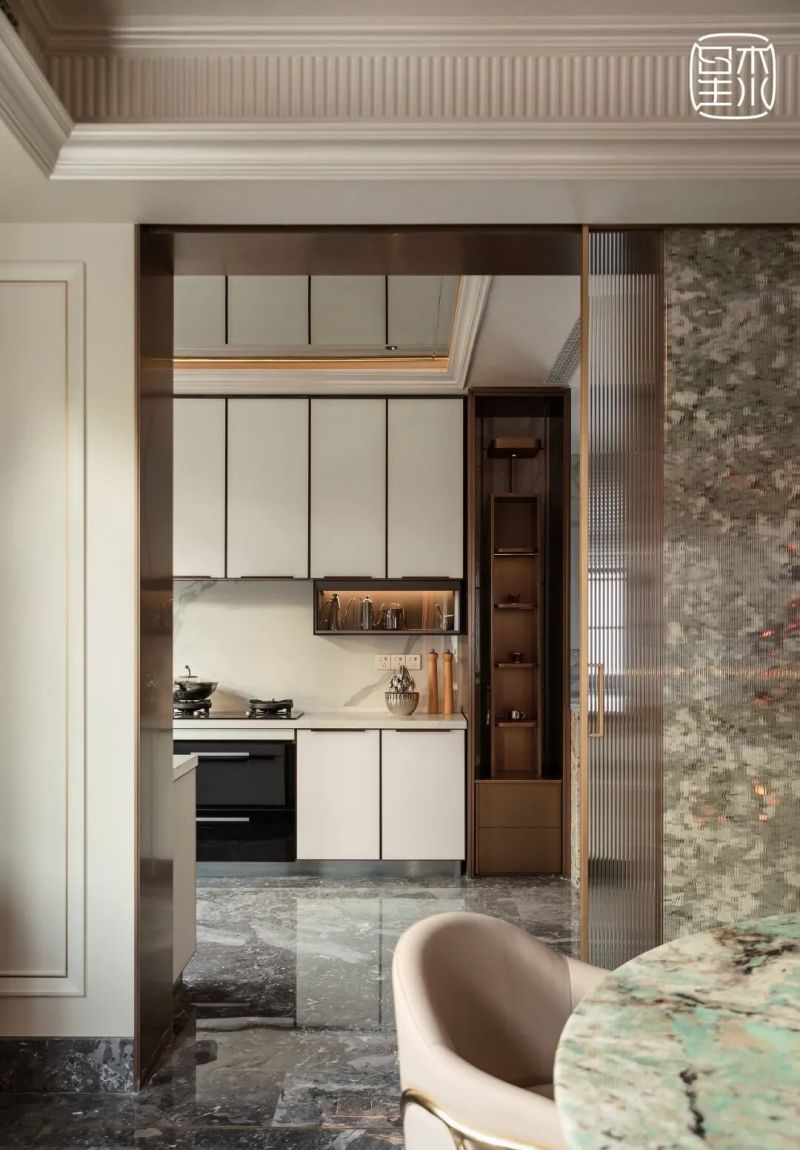 住在城市，却不被城市打扰：企业家夫妇的850㎡法式轻奢之家 - 家居知识