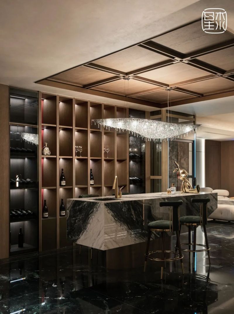 住在城市，却不被城市打扰：企业家夫妇的850㎡法式轻奢之家 - 家居知识