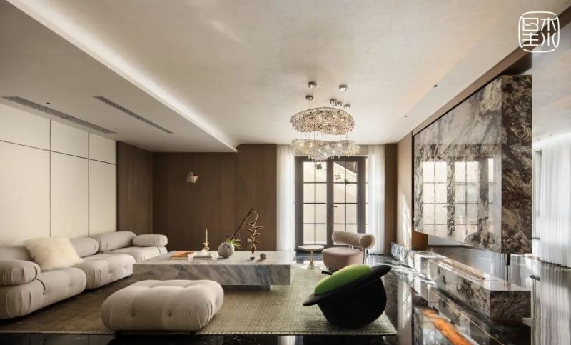 住在城市，却不被城市打扰：企业家夫妇的850㎡法式轻奢之家 - 家居知识