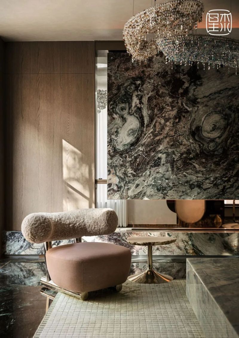 住在城市，却不被城市打扰：企业家夫妇的850㎡法式轻奢之家 - 家居知识