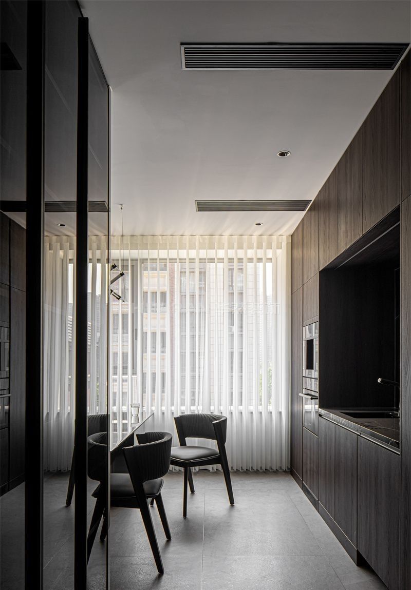 【实景】合肥文一豪门金地179㎡意式轻奢风复式装修设计 - 家居知识