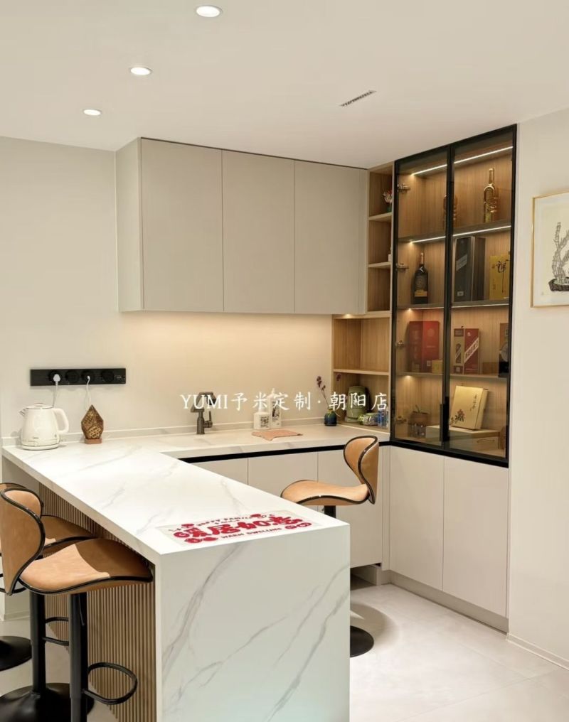 辨析衣柜定制供应商哪家好更清晰地做选择 - 家居知识