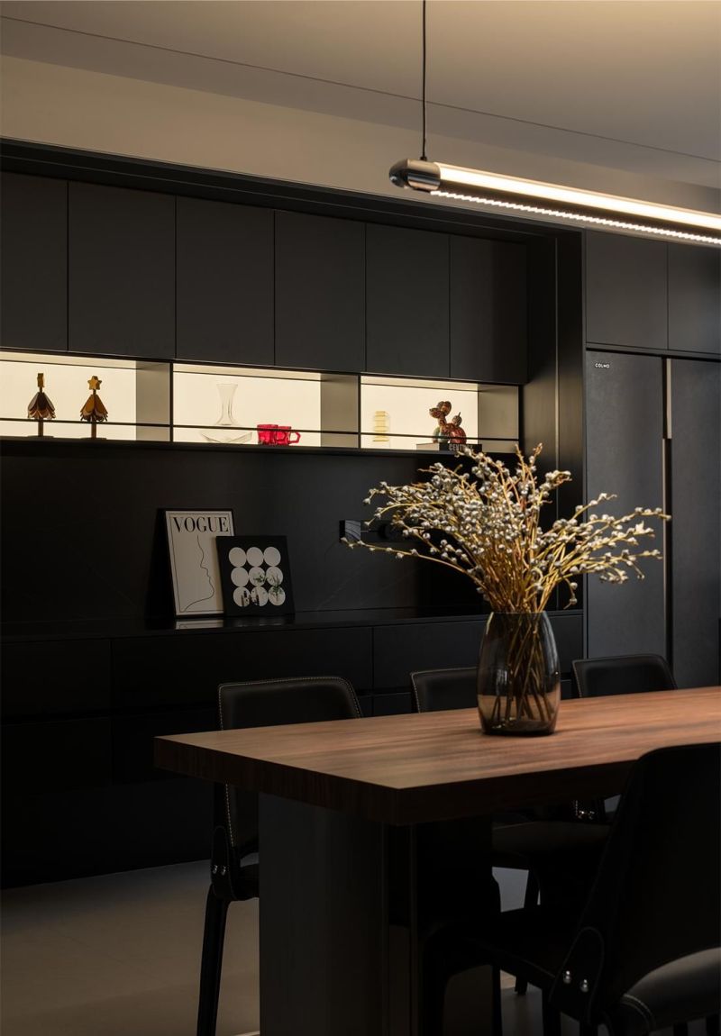 168㎡意式风：木的温润+黑的深邃，高级感藏在材质的对话里！ - 家居知识