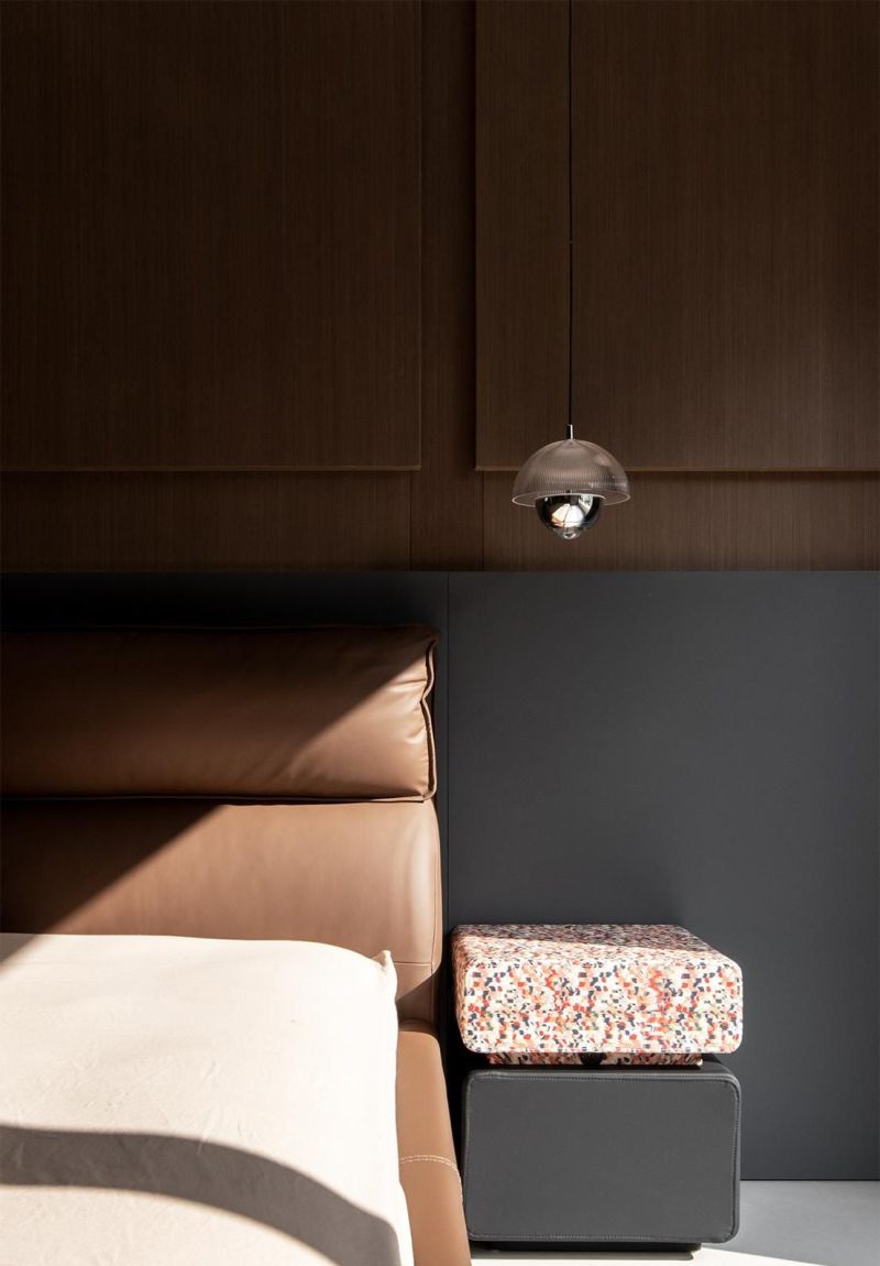 168㎡意式风：木的温润+黑的深邃，高级感藏在材质的对话里！ - 家居知识