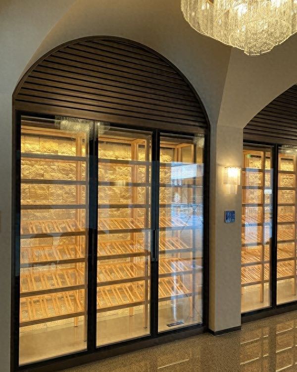 智能恒温柜，上海酒依实业以个性化定制引领行业新潮流
