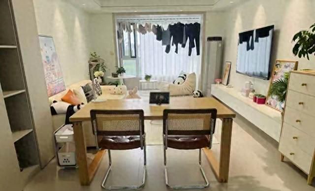 别再当冤大头，衣柜定制最全避坑指南：从布局到五金，一篇讲透 - 家居知识