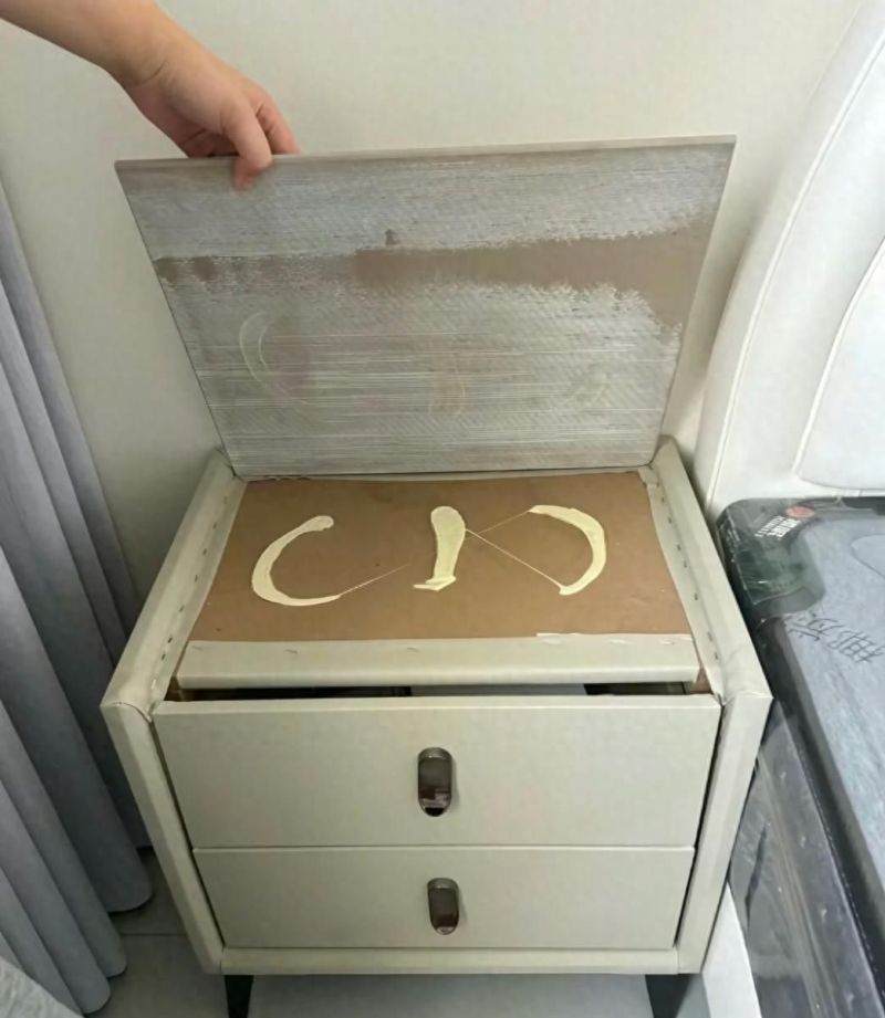 年轻人的省钱智慧，床头柜平替方案惊艳实用