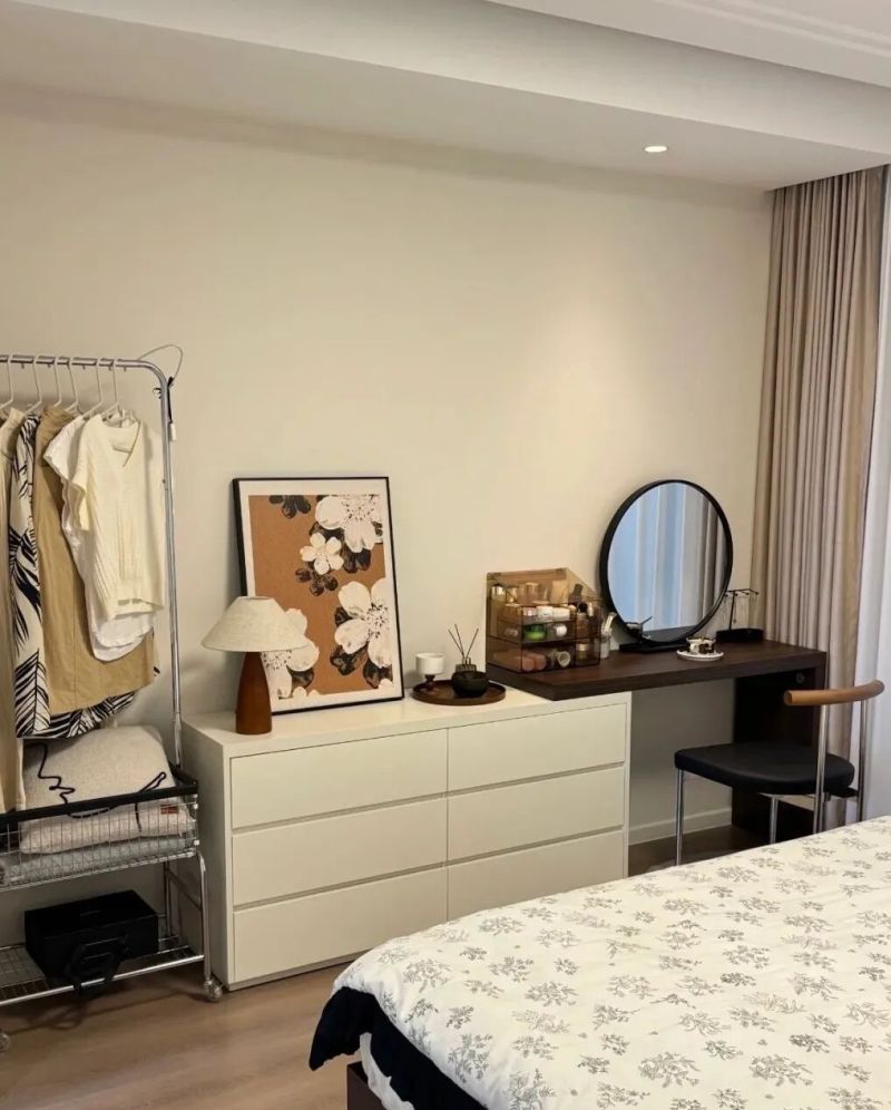 床头柜”已逐渐退出中国家庭了建议学上海人的高级做法，太实用了 - 家居知识