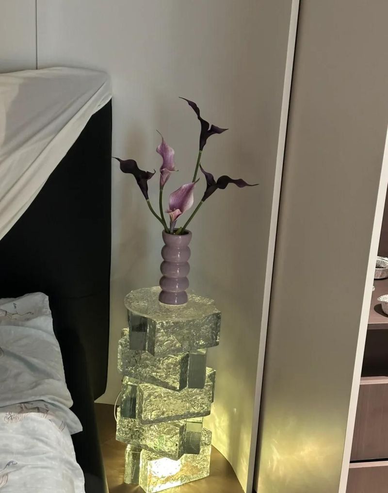 “床头柜”正在退出国人家庭，年轻人有新选择，更高级更实用 - 家居知识