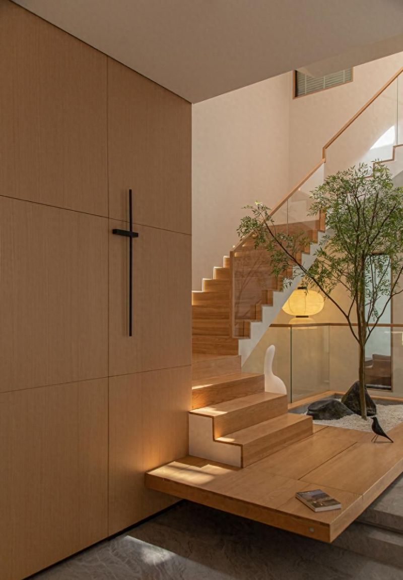 500㎡极简原木风，返璞归真的奢侈生活