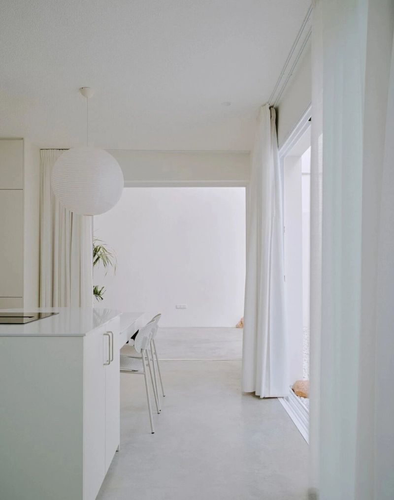 ABEZ丨被温和翻新的极简住宅 - 家居知识