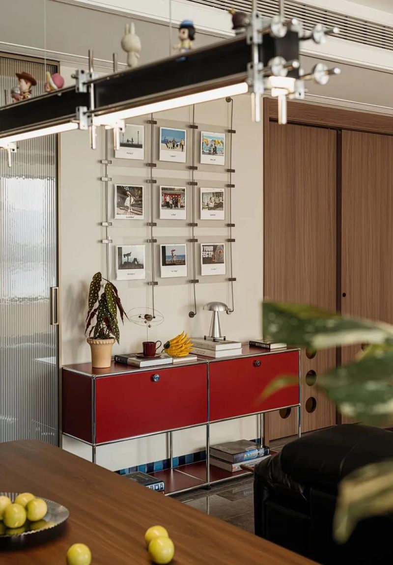 设计师以复古、包豪斯与孟菲斯混搭风格为基调进行改造 - 家居知识