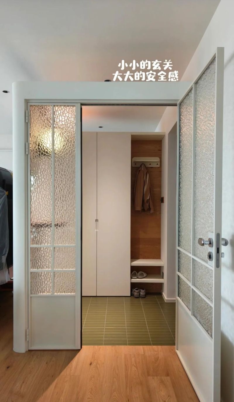 进门没有玄关怎么做鞋柜？看完年轻人家的设计，我真想砸了重装 - 家居知识