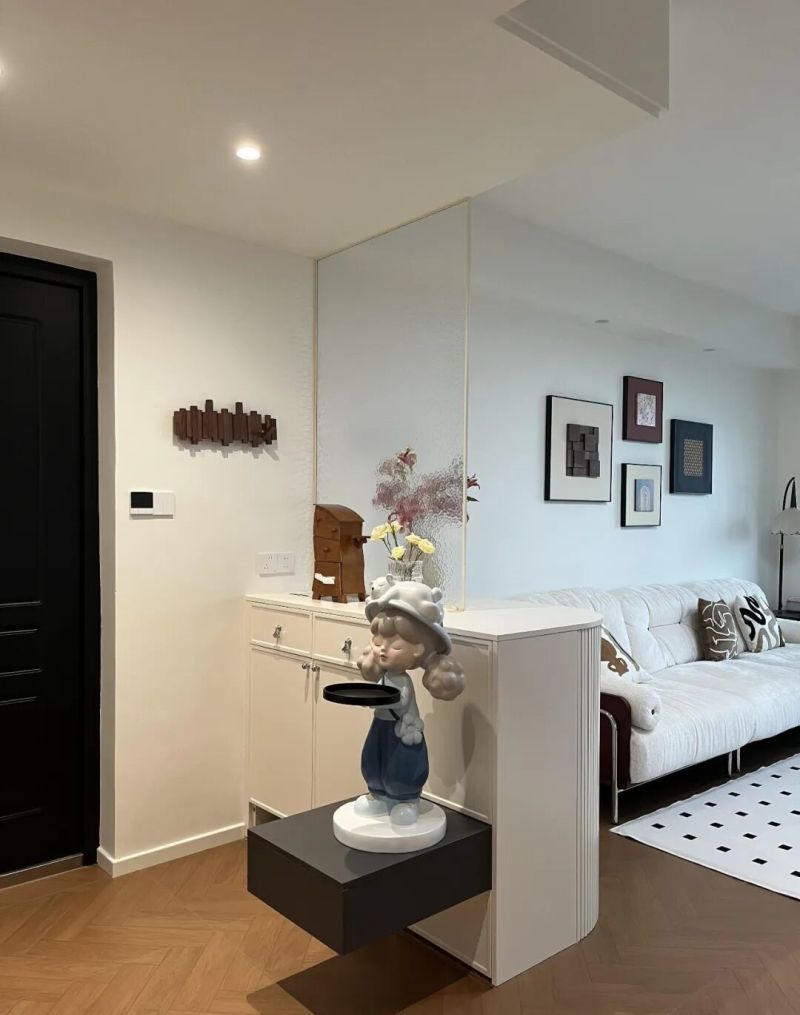 进门没有玄关怎么做鞋柜？看完年轻人家的设计，我真想砸了重装 - 家居知识