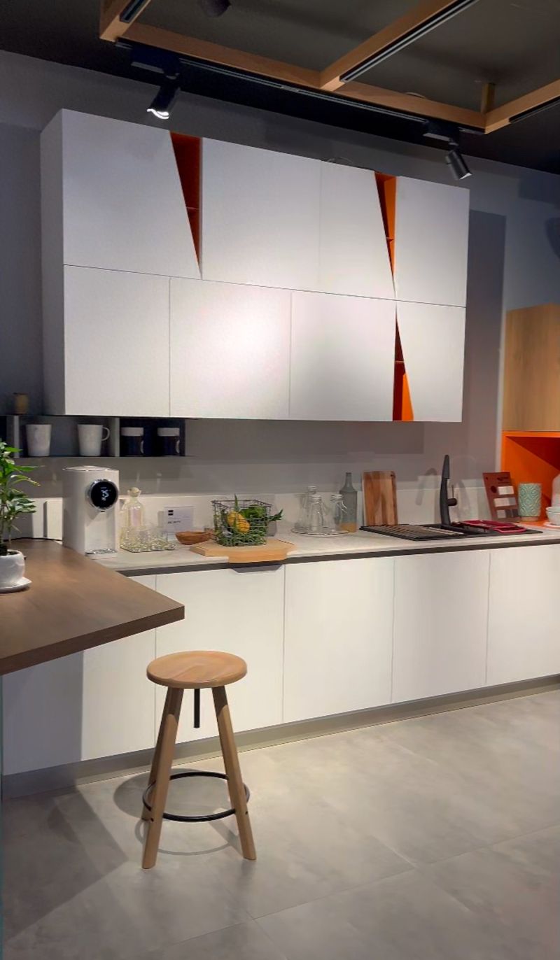 揭秘靠谱衣柜定制服务，助你打造理想家居空间