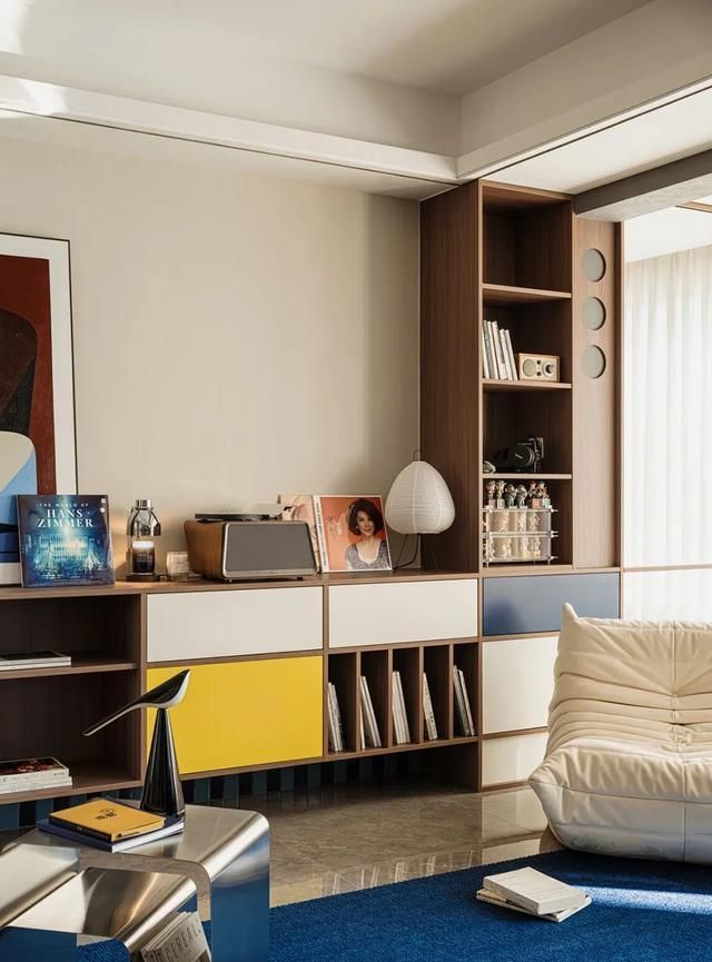 设计师以复古、包豪斯与孟菲斯混搭风格为基调进行改造 - 家居知识