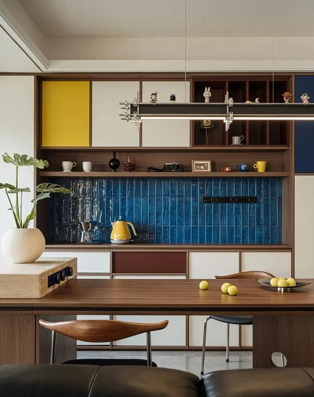 设计师以复古、包豪斯与孟菲斯混搭风格为基调进行改造 - 家居知识