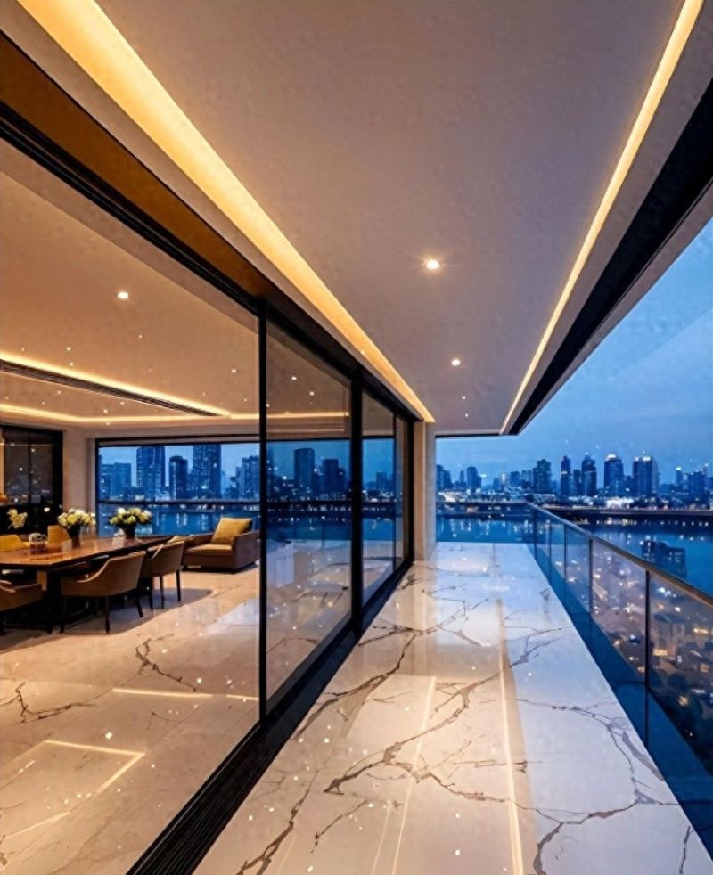 轻奢大平层，高级感的天花板设计