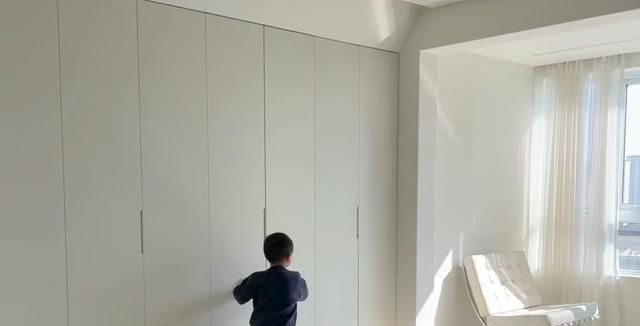 6种最丑的全屋定制柜子设计！大牌板材秒变土味现场，你踩坑了吗 - 家居知识