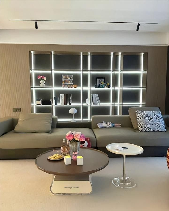 发现一户人家的家火了！装修那叫一个高级，尤其浴室太抢眼 - 家居知识