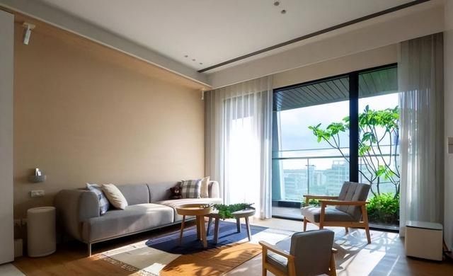 原木与绿植打造170㎡北欧原木风，巧用绿植，一不小心美爆你的家 - 家居知识