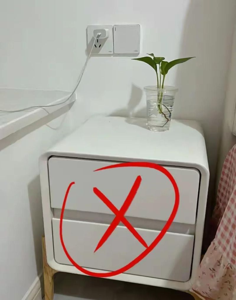 让年轻人的“床头柜平替”惊到了！只要换一个思路，既省钱又实用 - 家居知识