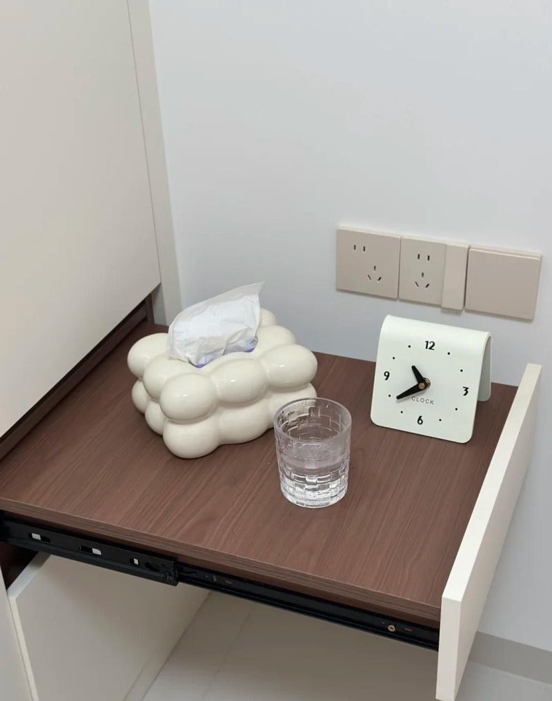 让年轻人的“床头柜平替”惊到了！只要换一个思路，既省钱又实用 - 家居知识