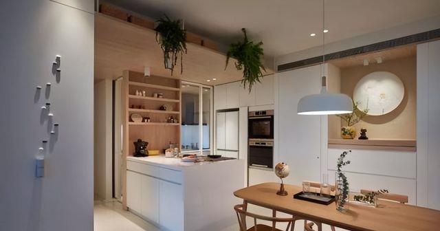 原木与绿植打造170㎡北欧原木风，巧用绿植，一不小心美爆你的家 - 家居知识