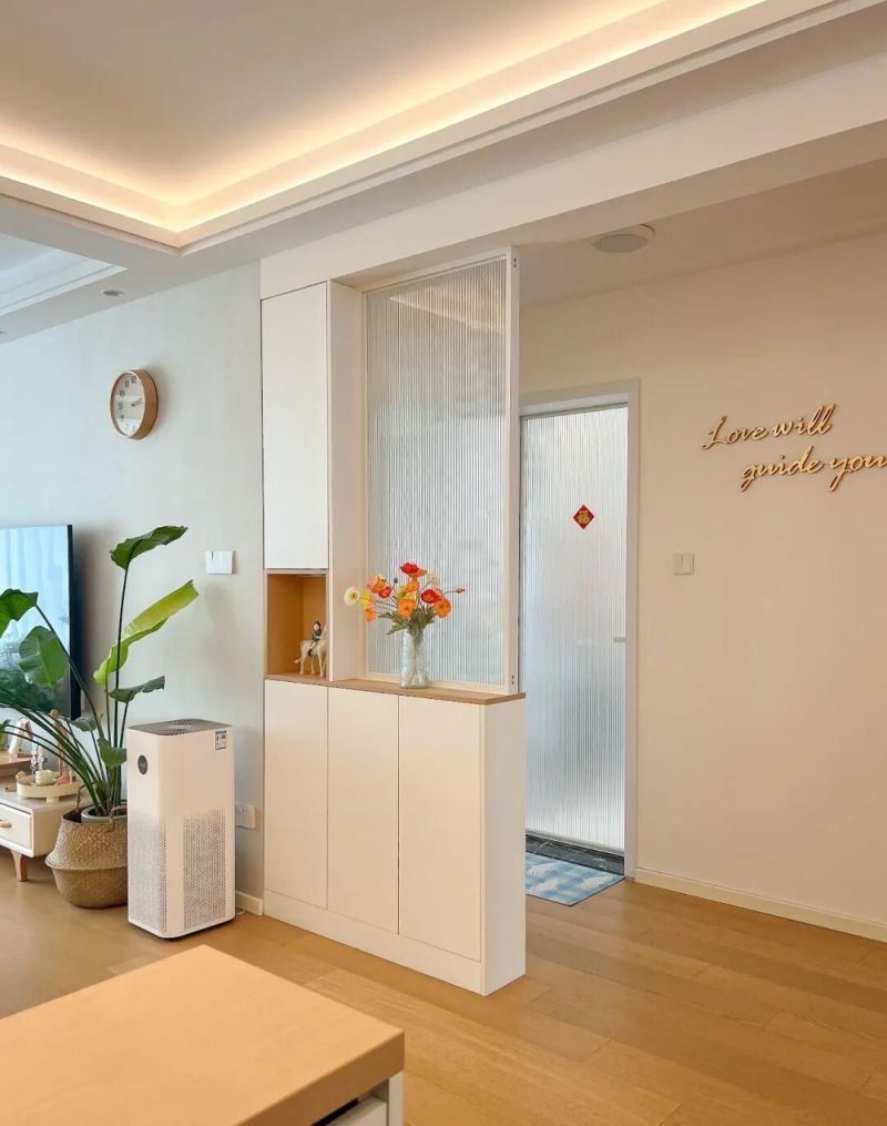 进门就能看见厕所怎么办？看看年轻人家里的设计，那叫一个高级 - 家居知识