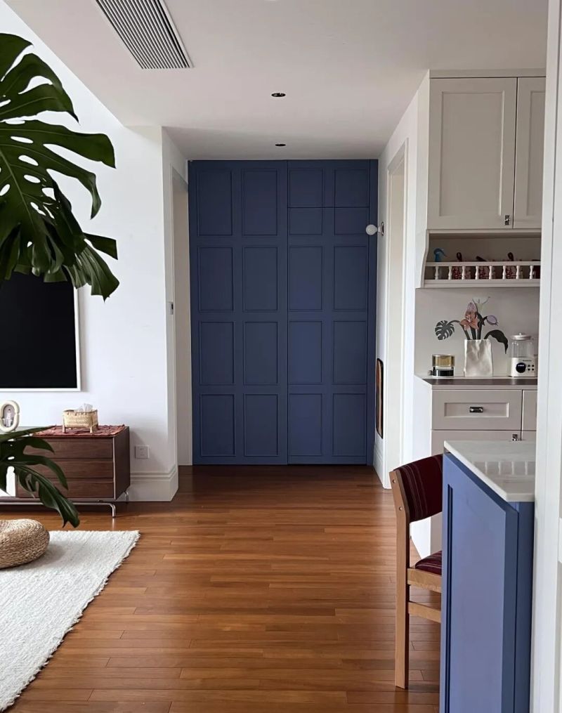 进门就能看见厕所怎么办？看看年轻人家里的设计，那叫一个高级 - 家居知识