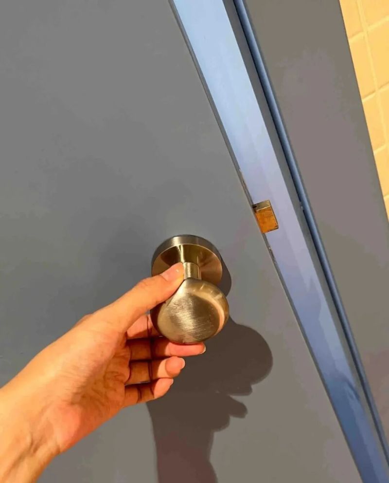 进门就能看见厕所怎么办？看看年轻人家里的设计，那叫一个高级 - 家居知识