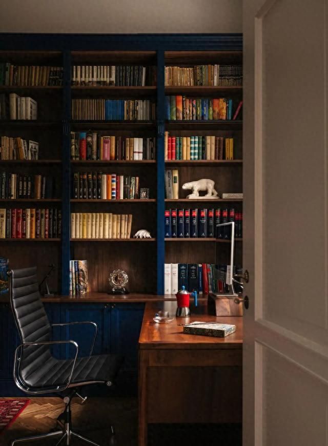 【蒂莱斯家居】定制实木书柜｜这波案例，每一款都值得抄作业！ - 今日头条