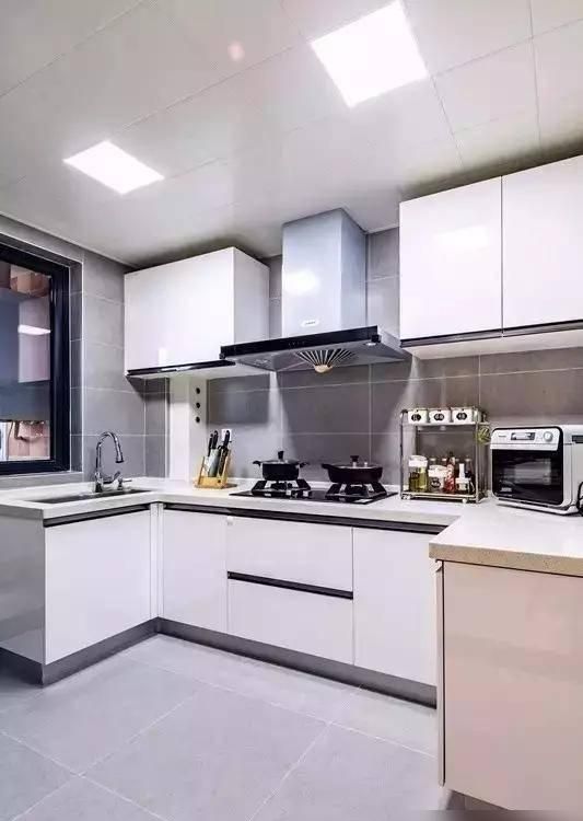 140平简约风格，现代设计满足年轻审美，小资情调尽显！ - 家居知识