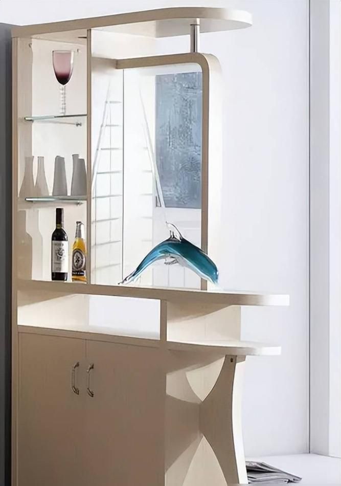 品味升级！玄关与客厅间的酒柜隔断，打造梦想生活空间 - 家居知识