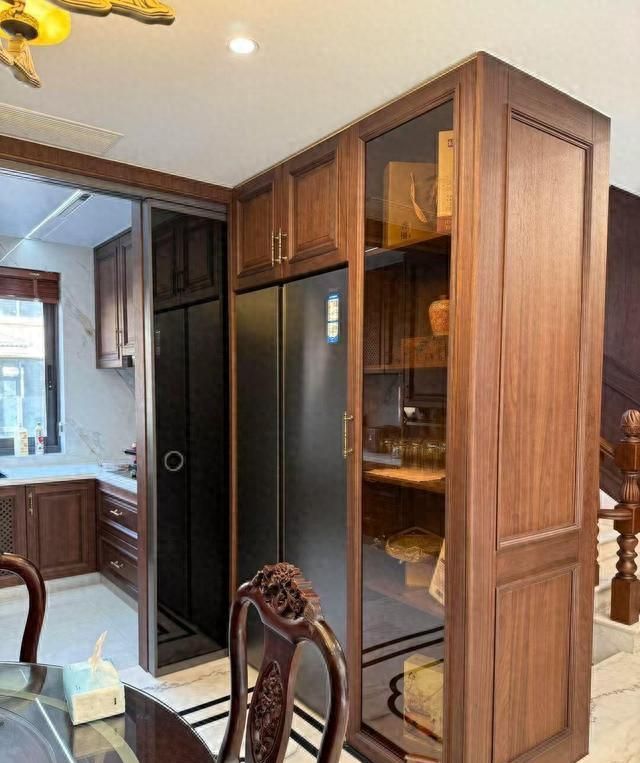 新中式风潮，长辈赞稳重，年轻人迷高级