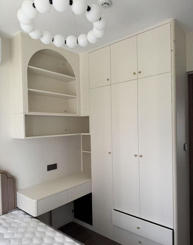 靠谱定制酒柜厂家怎么选？合作案例与口碑是关键