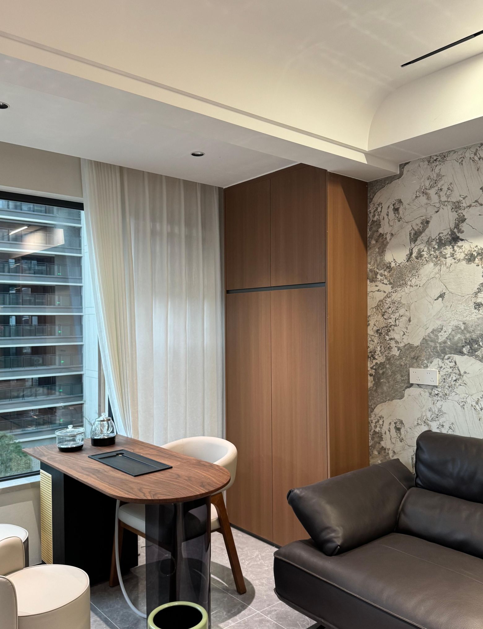 解读酒柜定制制造厂，设计新颖且口碑好的品牌有哪些？ - 家居知识