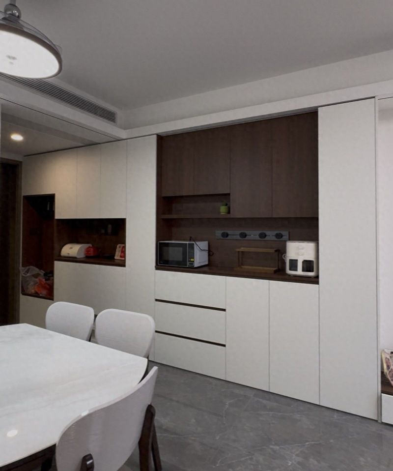 定制酒柜制造厂哪家值得选？畅销品牌性价比大比拼