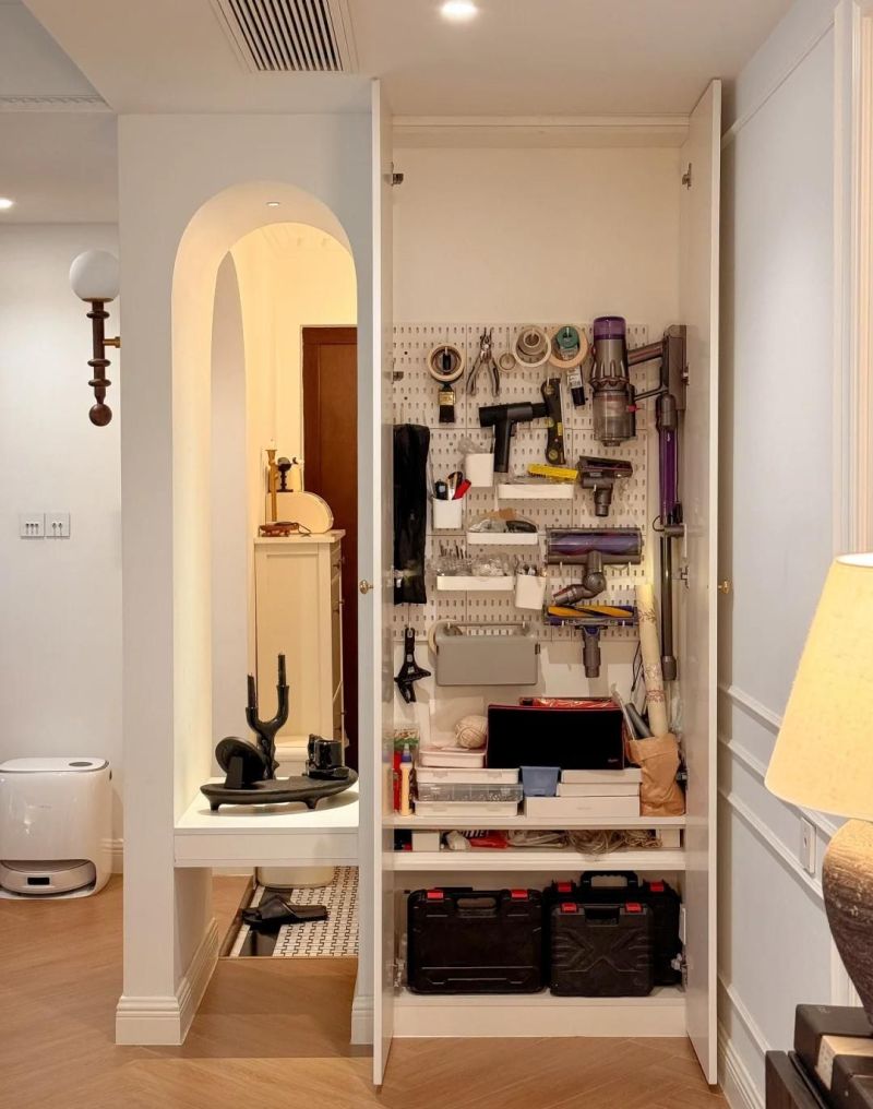 进门没有玄关，怎么办？看完这11个真实人家的设计，我想砸了重装 - 家居知识