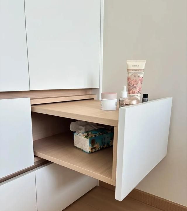 “床头柜”正在退出国人家庭，年轻人有新选择，更高级更实用 - 家居知识