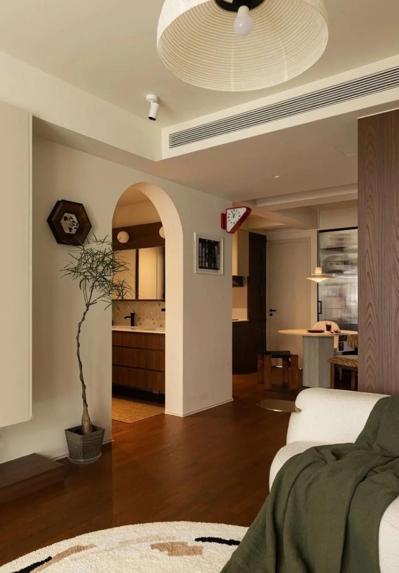 谁说小户型只能将就？95㎡二居中古风与包豪斯的优雅共生 - 家居知识