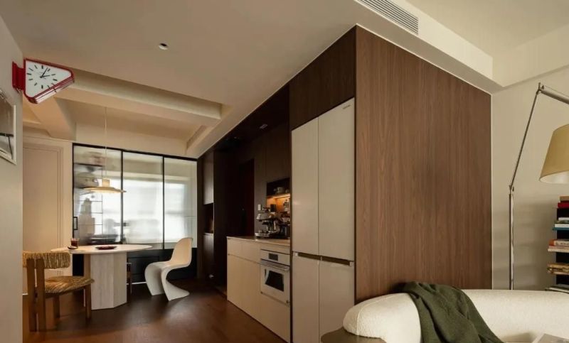 谁说小户型只能将就？95㎡二居中古风与包豪斯的优雅共生 - 家居知识