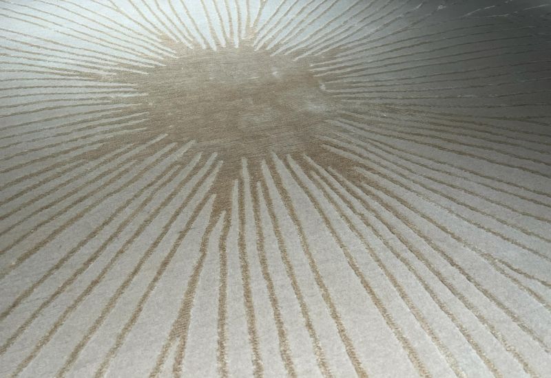 意式奢藏｜FENDI经典太阳纹设计，3米直径圆毯定义空间美学 - 家居知识