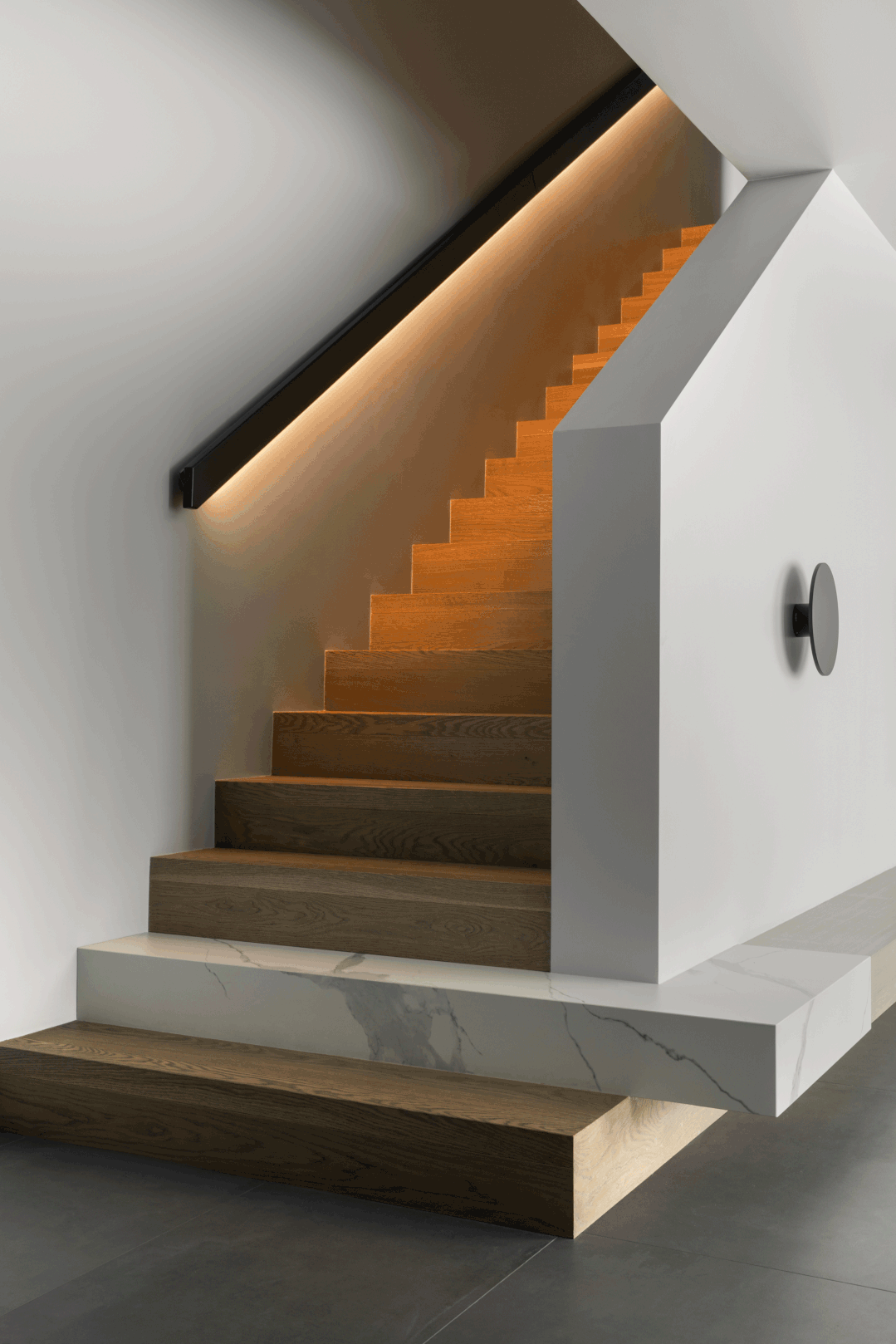 241㎡现代复式，简约时尚的设计，看似简单也高级 - 家居知识