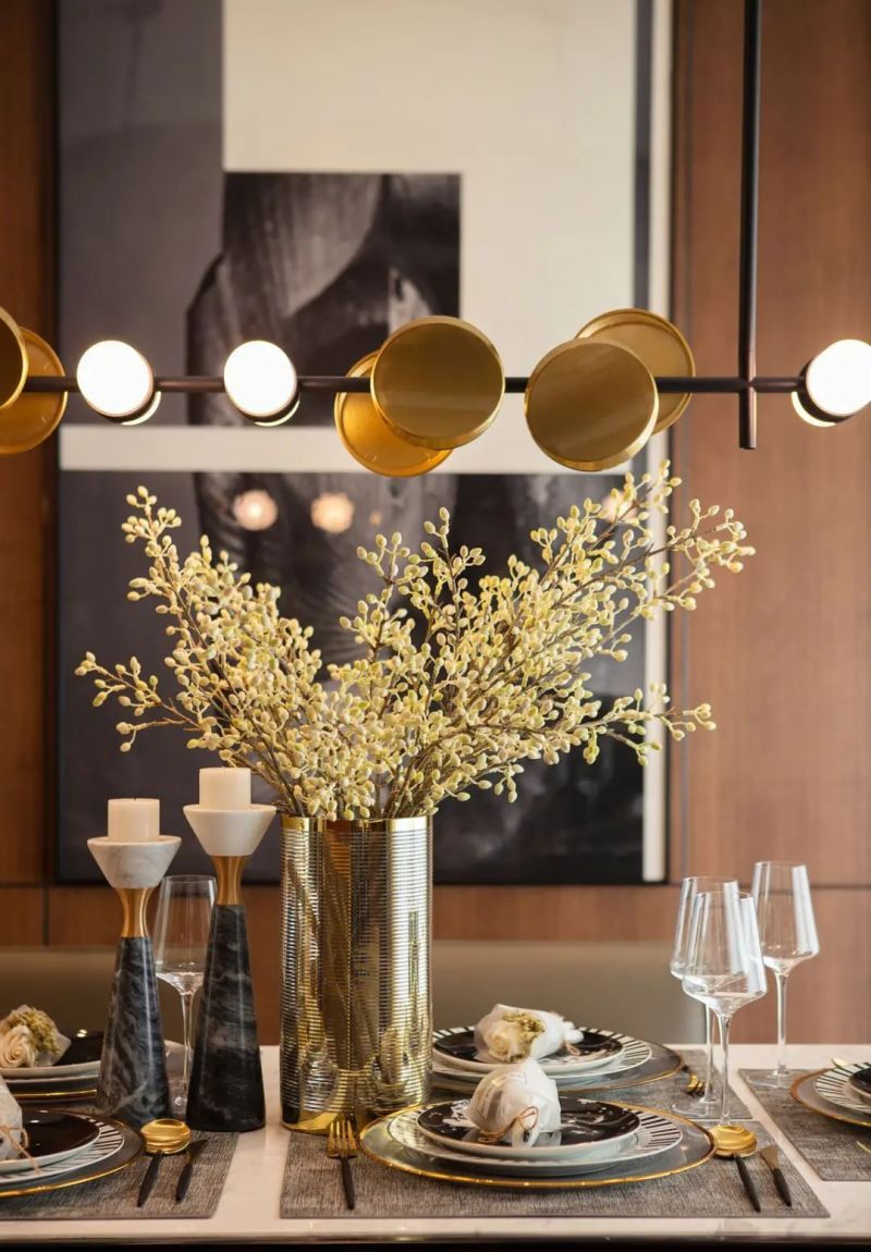 143㎡轻奢现代风，木饰面充斥的空间，稳重端庄有质感 - 家居知识