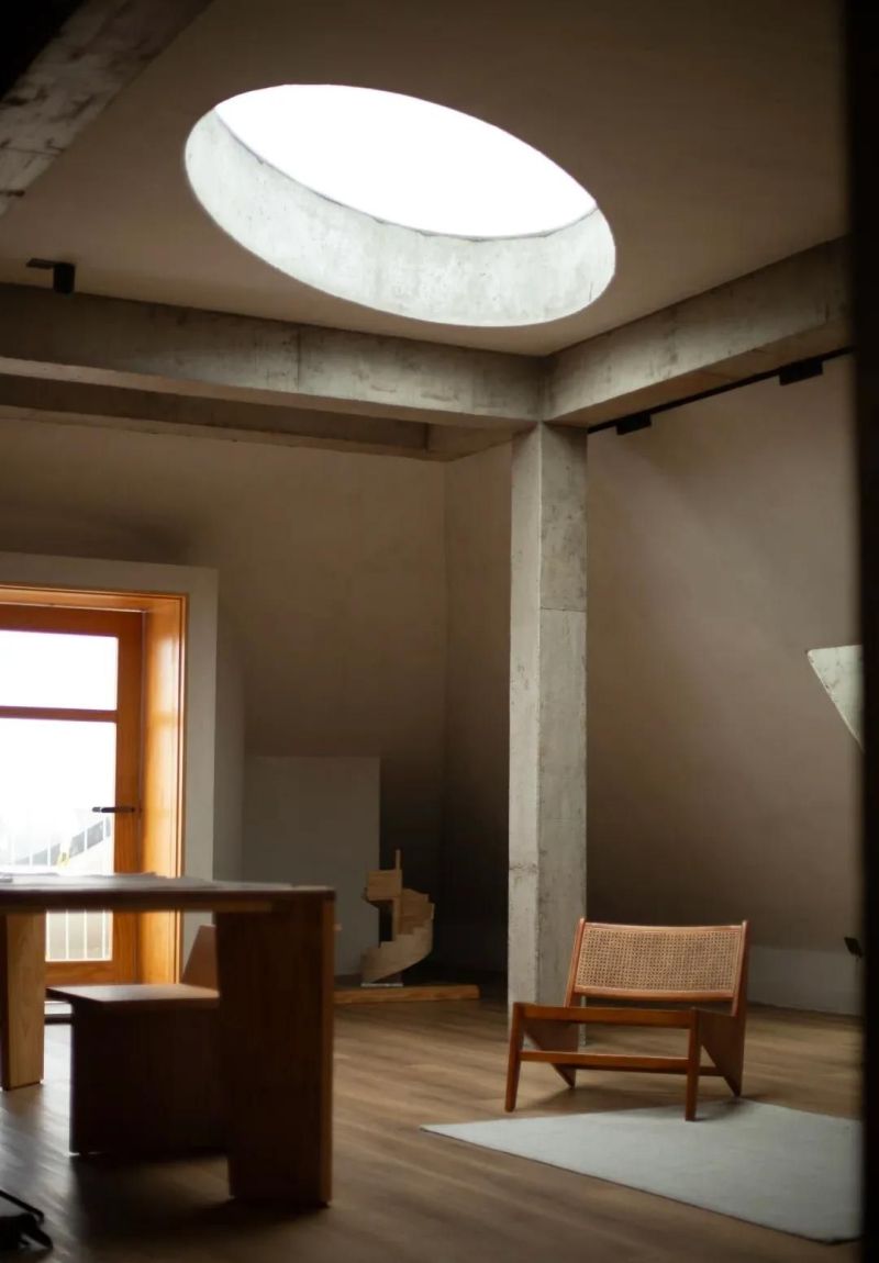 自然风天花板！90后设计师：用原木、光影与留白重构理想生活 - 家居知识
