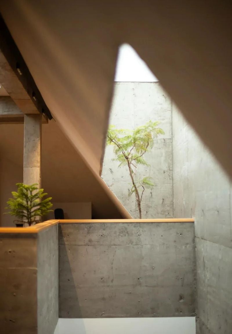 自然风天花板！90后设计师：用原木、光影与留白重构理想生活 - 家居知识