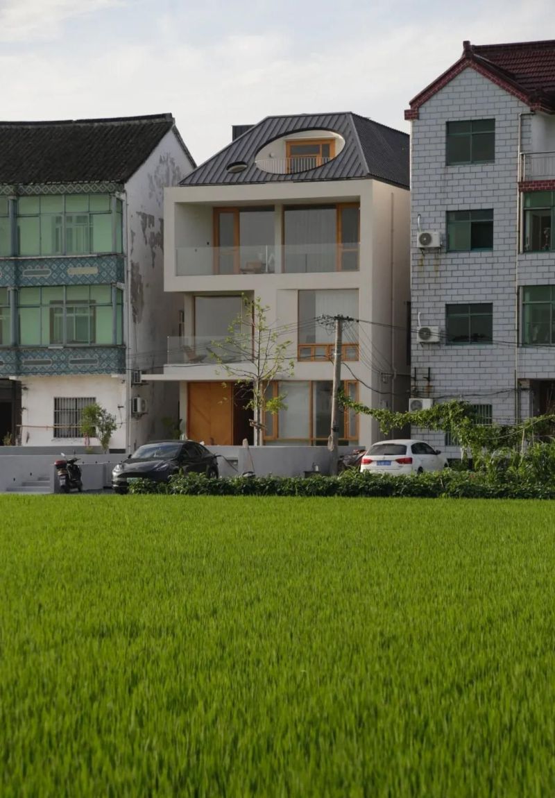 自然风天花板！90后设计师：用原木、光影与留白重构理想生活 - 家居知识