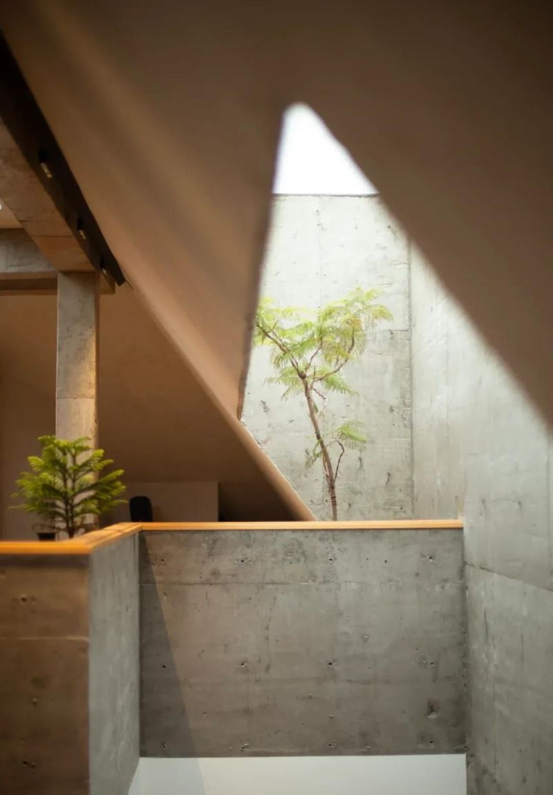 自然风天花板！90后设计师：用原木、光影与留白重构理想生活 - 家居知识