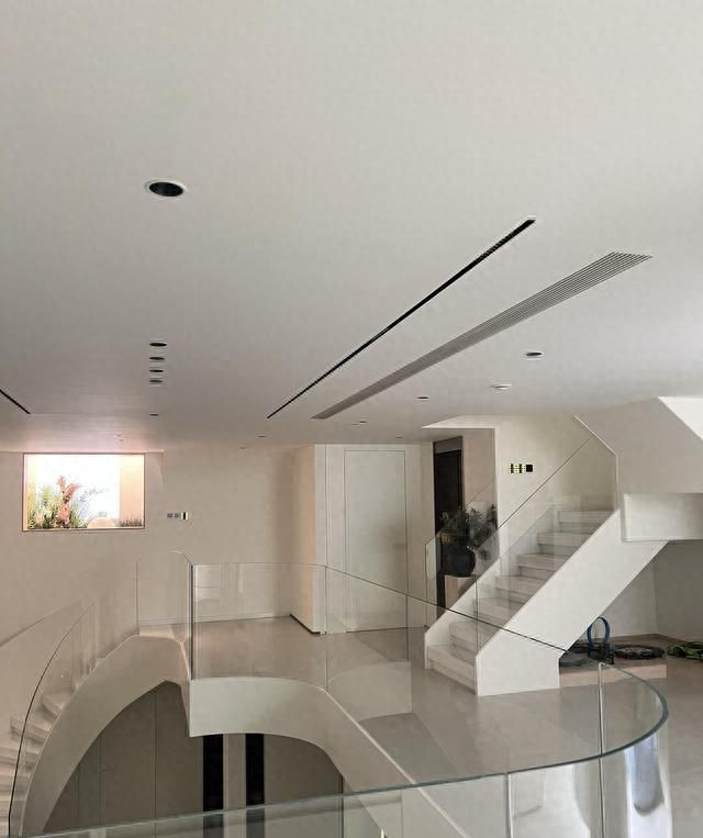 上海设计师打造意式极简复式，落地即惊艳封神🔥